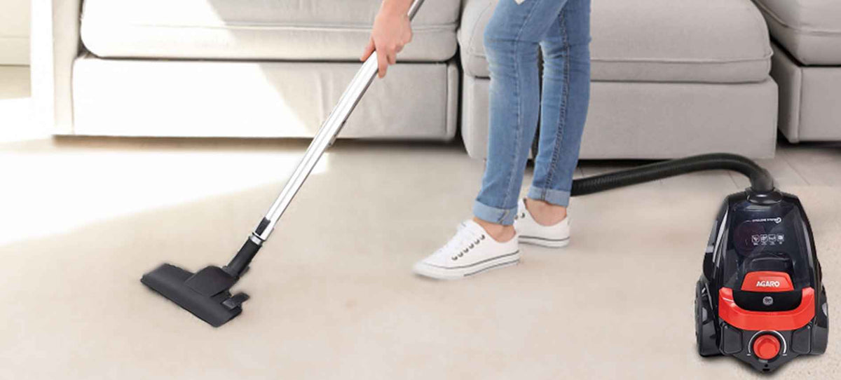 vacuum cleaner with mop