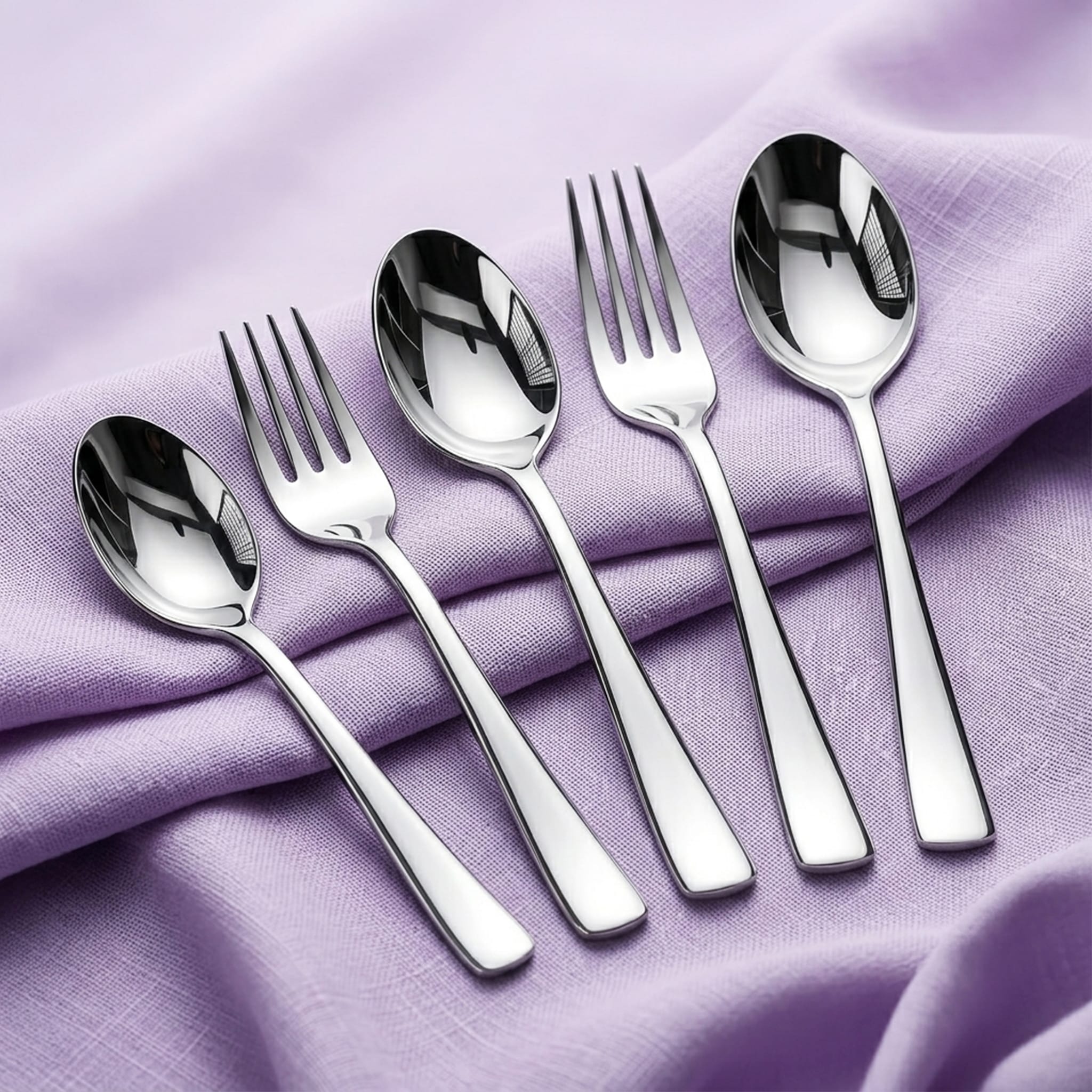 Elite 40-Piece Gold Stainless Steel Cutlery Set, Mirror Finish, Food Grade & Rust Resistant, Includes 8 Tea Spoons, 8 Dessert Spoons, 8 Dessert Forks, 8 Dinner Spoons & 8 Dinner Forks